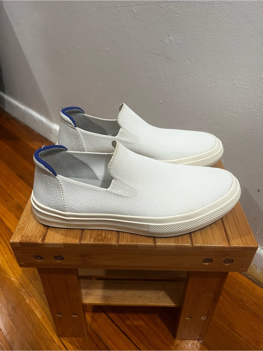 Rothy's The Original Slip On Sneaker White Women’s 6.5 Casual Comfort Travel - Picture 3 of 9